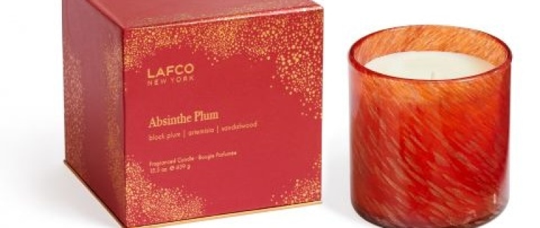 The 11 Best Holiday Candles to Light Up Your Season